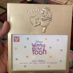 NWT Winnie the Pooh frame